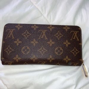 Louis Vuitton Monogram Long Wallet